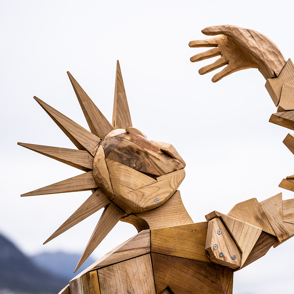 Scultura in Legno Palco Scenico