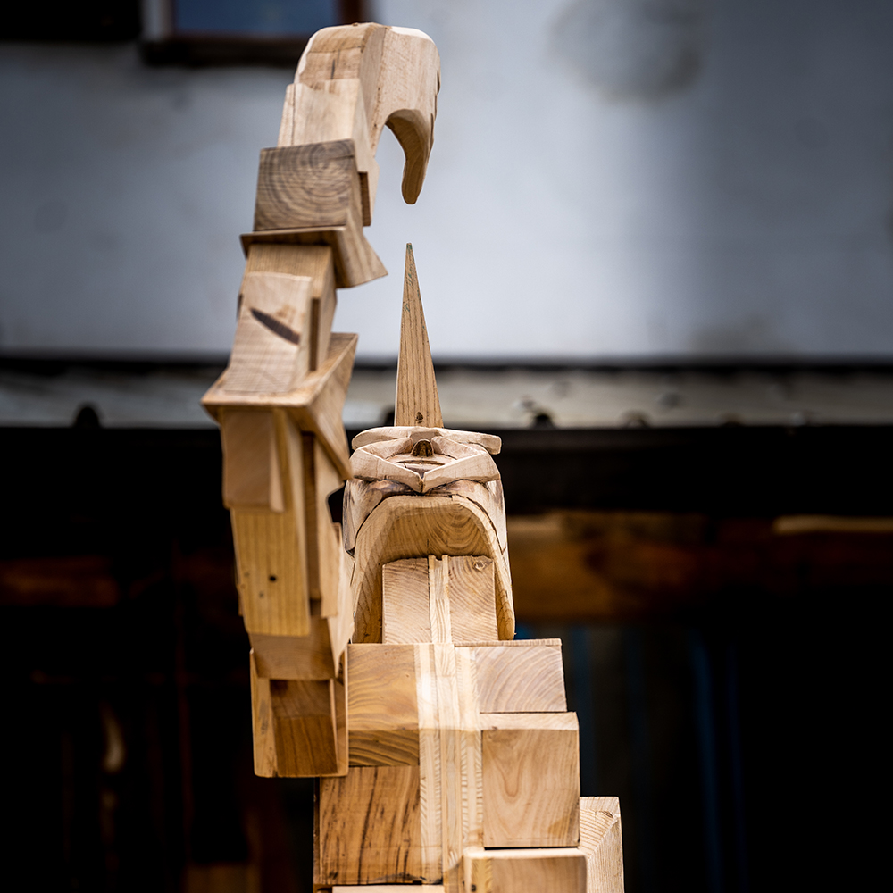 Scultura in Legno Palco Scenico